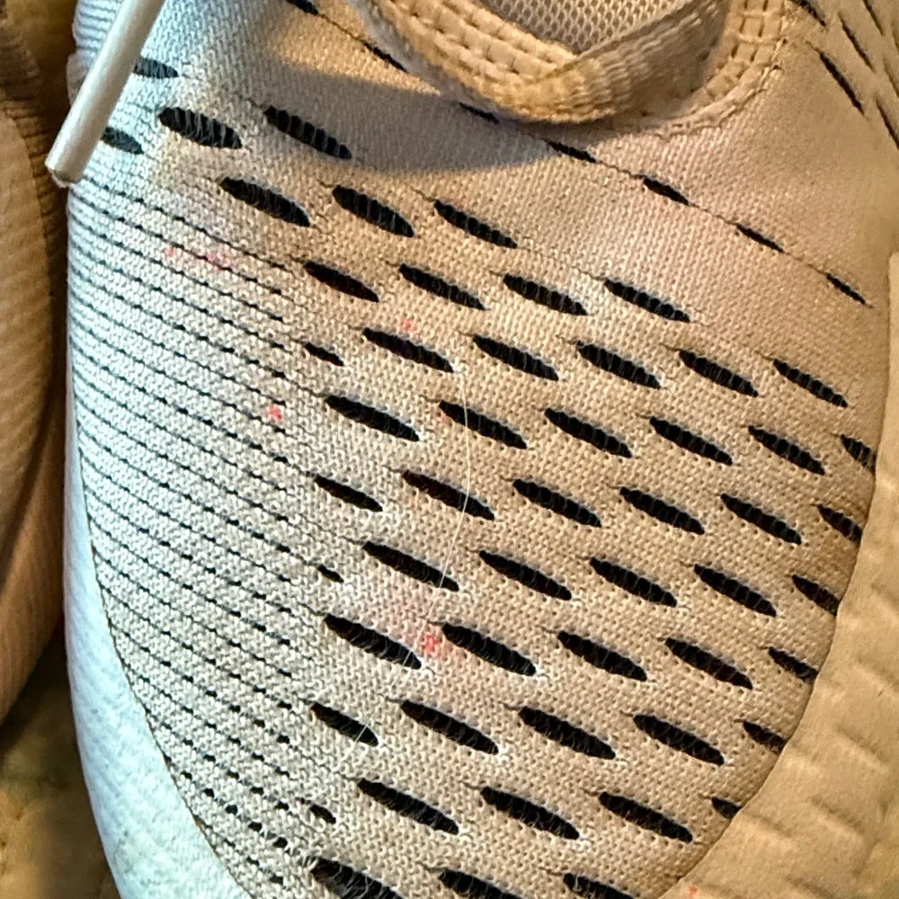 Nike Air70 size 8 pre-loved - Picture 2 of 8